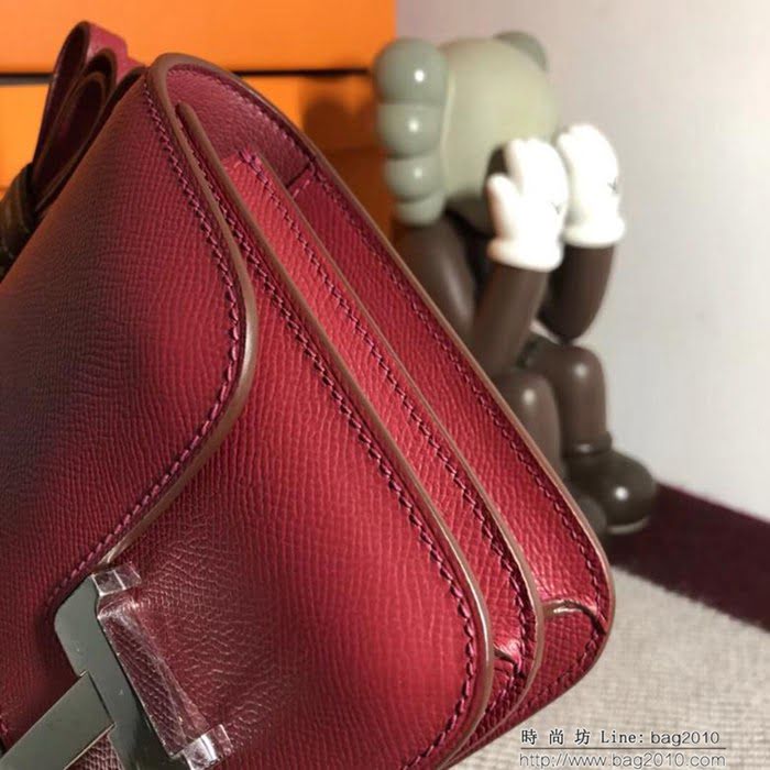 HERMES愛馬仕 空姐包 constance 石榴紅 EPSOM 18cm 銀扣 蠟線縫製 單肩斜挎包  Ama1496